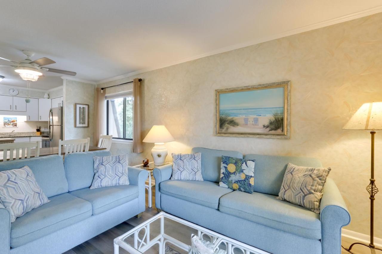 Hilton Head Condo With Balcony And Pool, Walk To Beach Hilton Head Island Eksteriør bilde